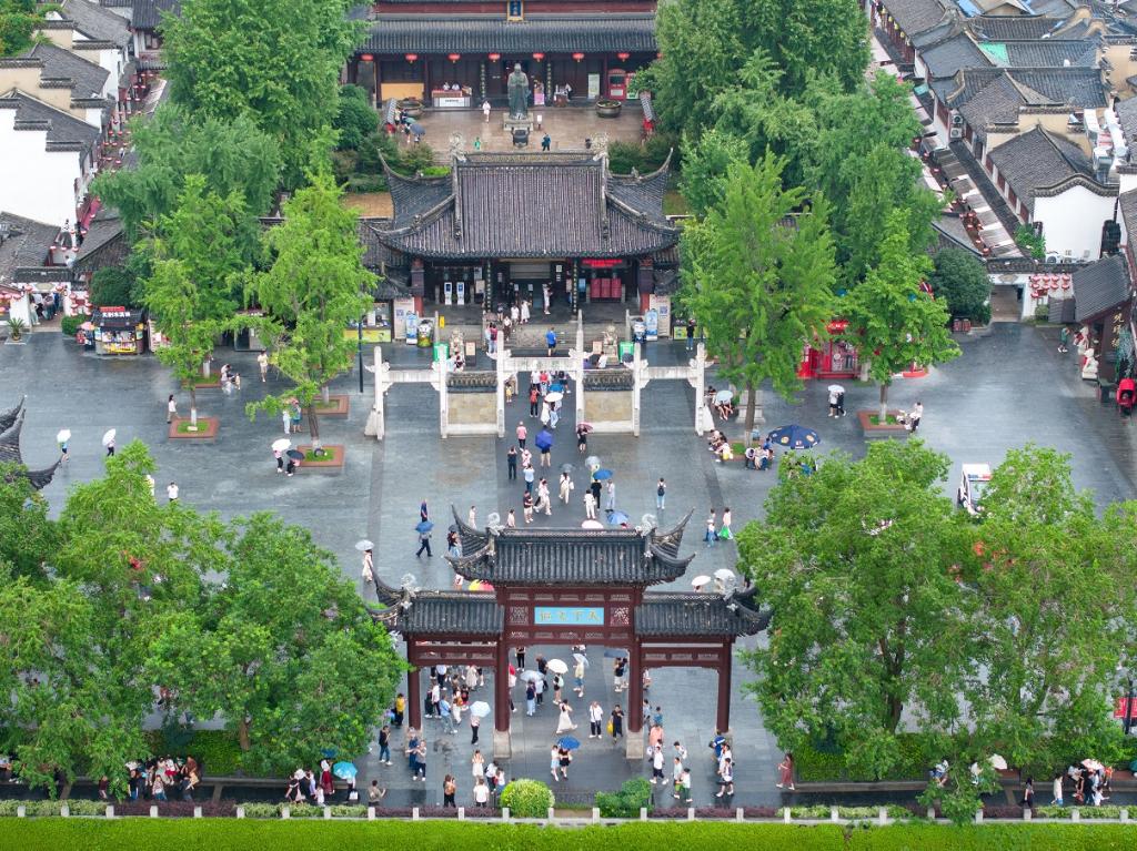 多地景區(qū)取消旅游預(yù)約 &ldquo;不約而至&rdquo;如何體驗良好?